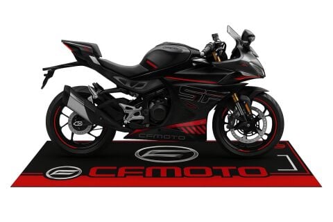 CF MOTO UYUMLU KIRMIZI DESENLİ 80 X 220 cm KAYDIRMAZ MOTOSİKLET HALISI
