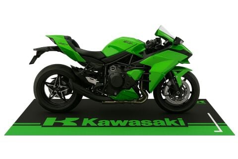 KAWASAKİ YEŞİL DESENLİ 80 X 220 cm KAYDIRMAZ MOTOSİKLET HALISI