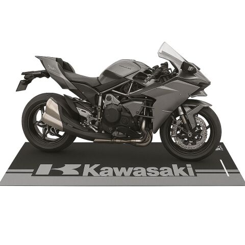 KAWASAKİ GRİ DESENLİ 80 X 220 cm KAYDIRMAZ MOTOSİKLET HALISI