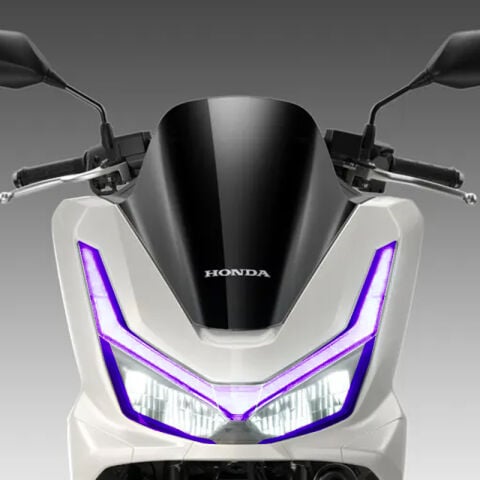 HONDA PCX 2025 - 2026 UYUMLU GENİŞ FAR ÜSTÜ FİLM MOR